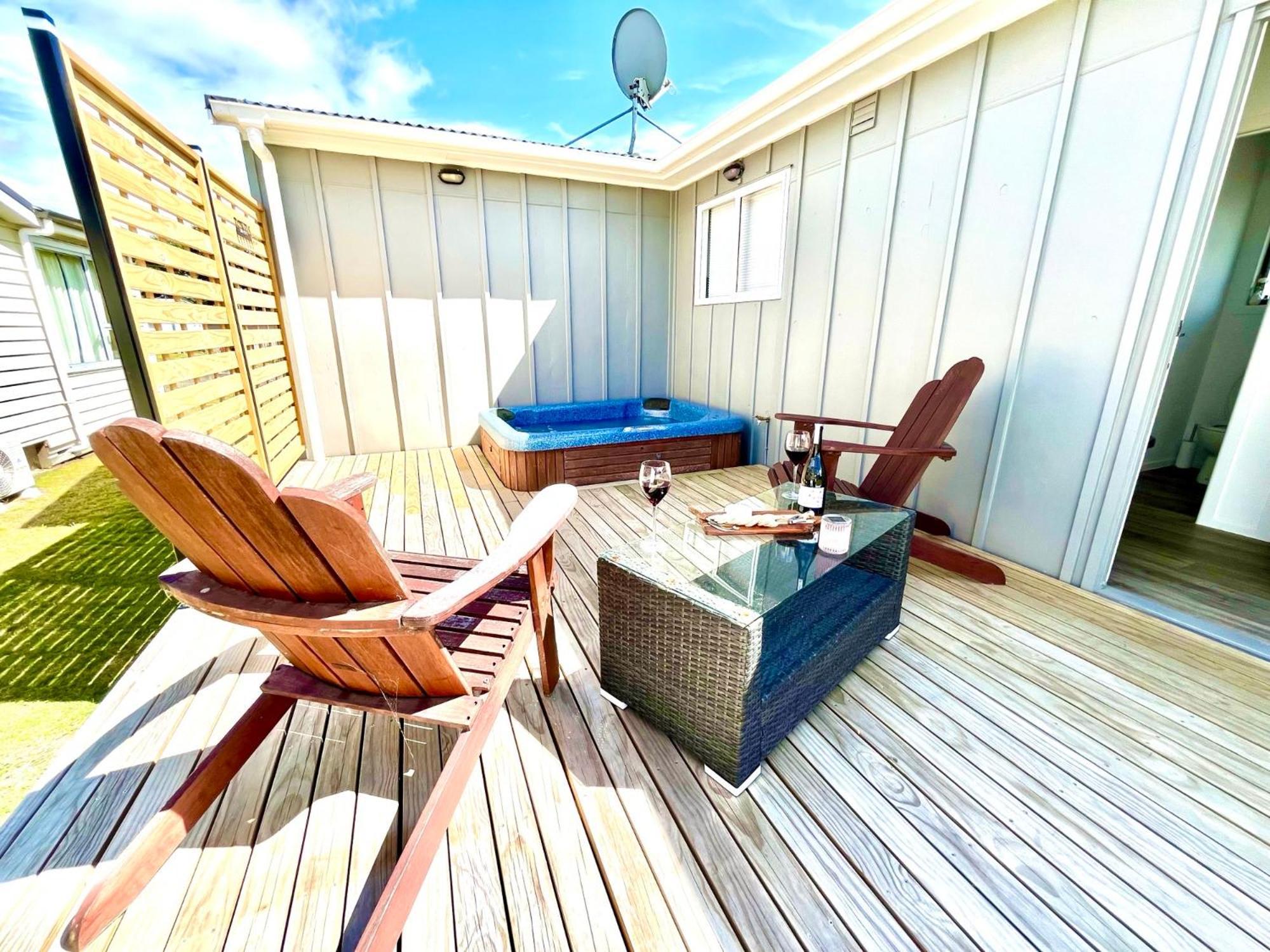 Lake Life With A Hot Tub Villa Mangakino Buitenkant foto